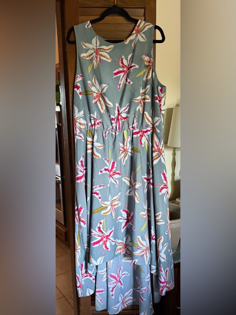 Hutch Anthropologie Aislynn Lily Floral dress grey size 2X EUC - Picture 2 of 6